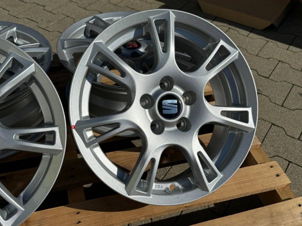 R15 5x100 SEAT 6J ET38 Silver j felnik alufelnik 6x15 15" 15col