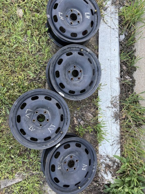 R15 lemez felni 5x110