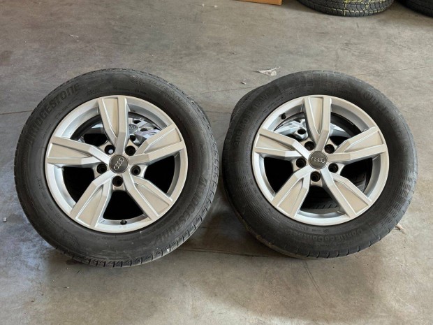 R16 5x112 Original Audi 7J ET35 OE 8W0601025A + 205/60 nyrigumik