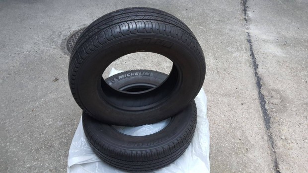 R16 SUV Michelin Gumi pár olcsón eladó