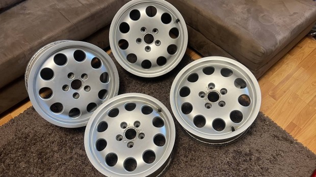 R16 coll Audi A3 A4 A6 alufelni 5x112 Vw Passat Skoda Seat