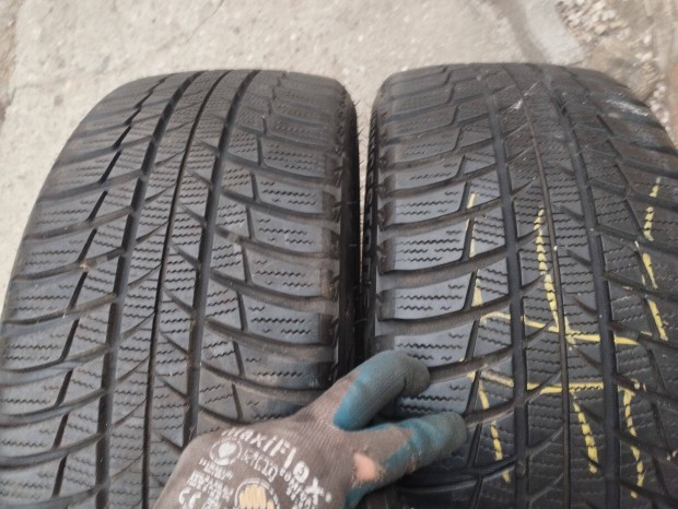 R17 225/45 Bridgestone tli gumi 2 db