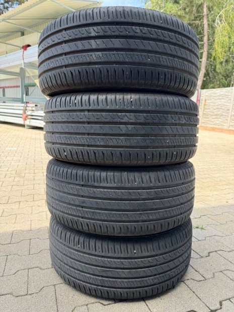 R17 235/50 Barum Bravuris 5 96Y 4x7MM DOT0820 4db nyárigumi