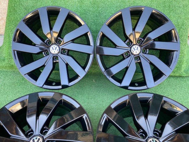 R18 5X112 Original Volkswagen 2X 7J ET52 2X 7.5J ET35 alufelnik 18"