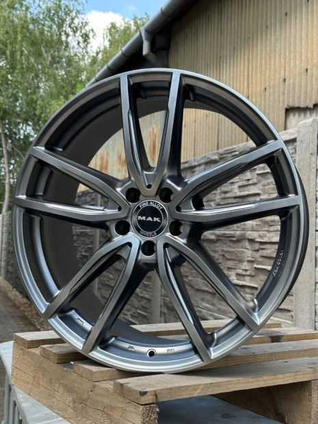 R18 5x112 (66,6) MAK Evo M-Titan 9J ET33 9x18 18" alufelni szett