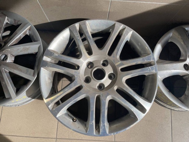 R18 original Skoda 7.5J ET46 - 3T0 601 025E 3T0601025E 3db alufelni