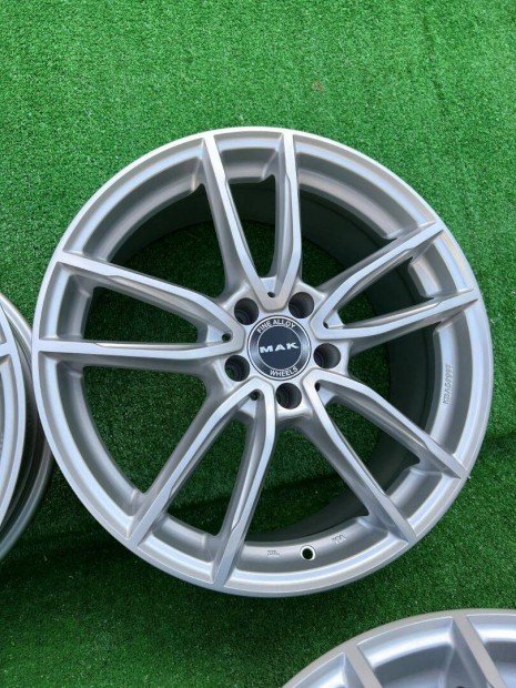 R19 5x112 Original MAK Evo Silver 8J ET33 8x19 j felnik alufelnik 19"