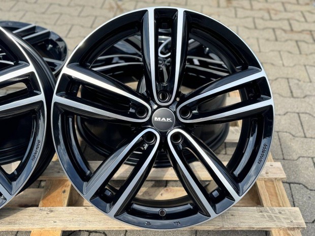 R19 5x112 (66,6) MAK Oxford 8J ET55 Gloss Black Mirror új alufelnik