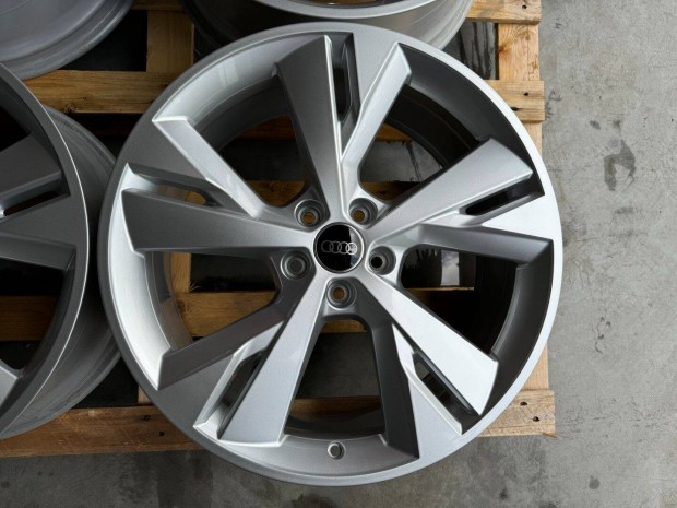 R20 5x112 Original Audi Silver 8J ET45 gyri j alufelnik felnik 20"