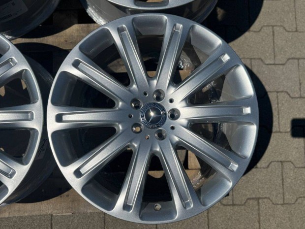 R20 5x112 (66.5) Original Mercedes Gle GLC 8.5J ET29 gyári új felnik