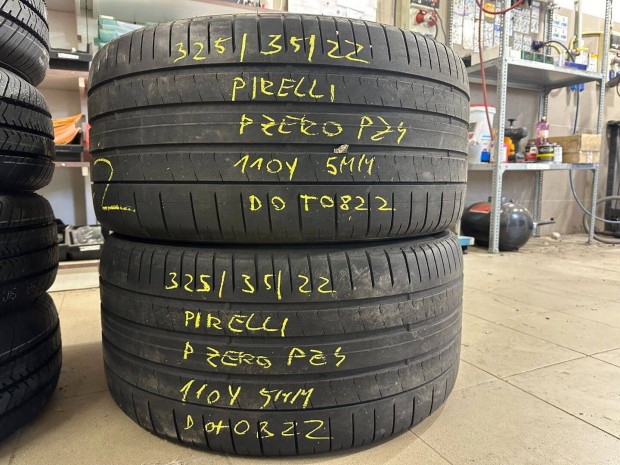 R22 325/35 Pirelli P Zero PZ4 110Y 2x5-4.5mm DOT0822 Nyri gumik