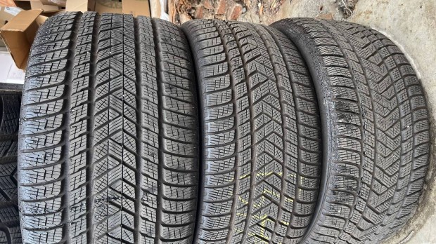 R22 Pirelli Scorpion 275/35-22 315/30-22 tli gumi Bmw Audi Mercedes
