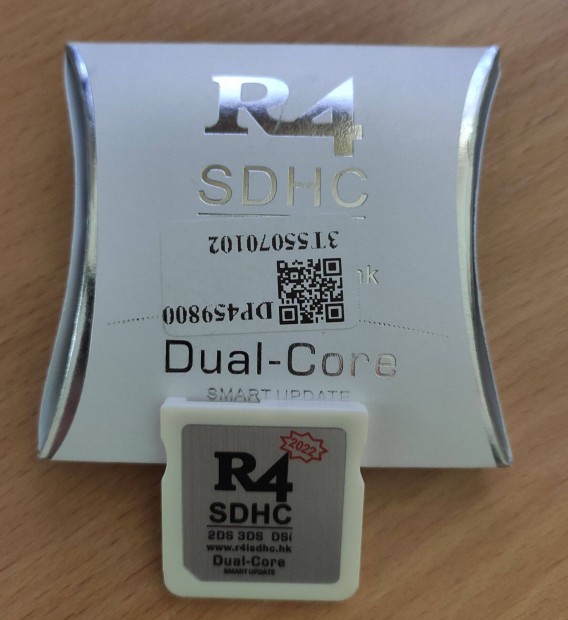 R4 SDHC Dual Core 2022-es bővítőkártya - Ds.-től a New 3Ds.-ig!