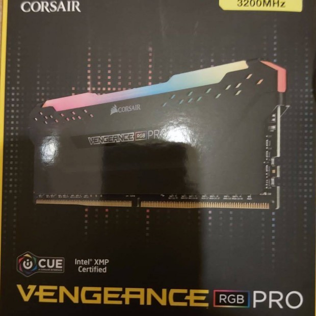 RAM RGB Corsair Vengeance 32GB (216) 3200MHZ DDR4