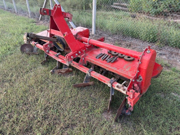 RAU 3m-es Rototiller, talajmar