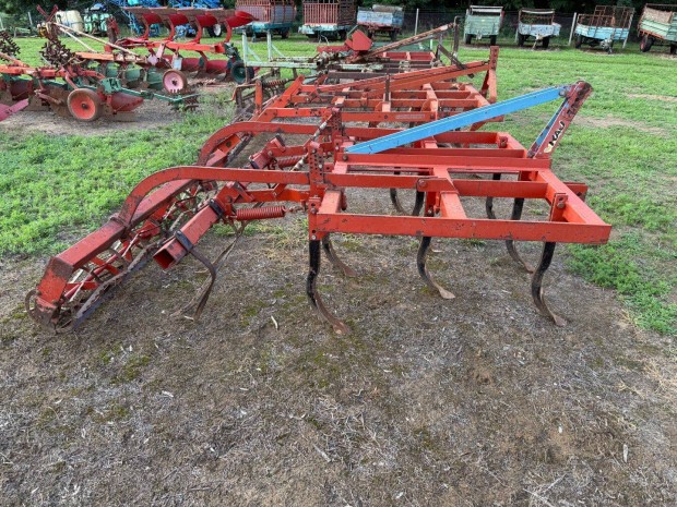 RAU 9 késes grubber (grúber) MTZ kategória