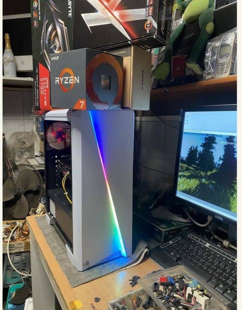 RGB-s AmD - Ryzen7 - es Gamer - Pc3 - Elad /RX5700/ !!