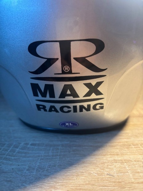 RR Max Racing bukósisak