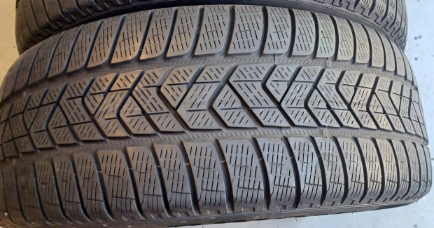 RSC Pirelli Scorpion Winter MOE 235/55 R19 téli gumik 4db