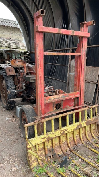 RS-09 kertszeti traktor