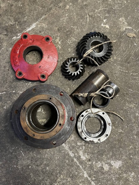 RZ 1.5 Szrzz alkatrszek