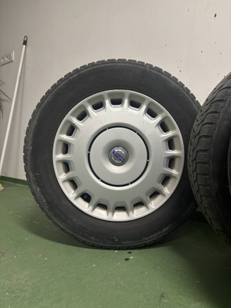 R 15 felni + tli gumi