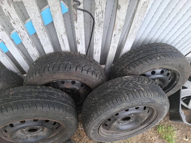 R 15 lemezfeni téligumival