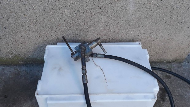 R�ba15, R�ba 15, Kistraktor Bont�s�b�l