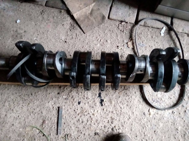 R�ba f�tengely 180-as motorhoz