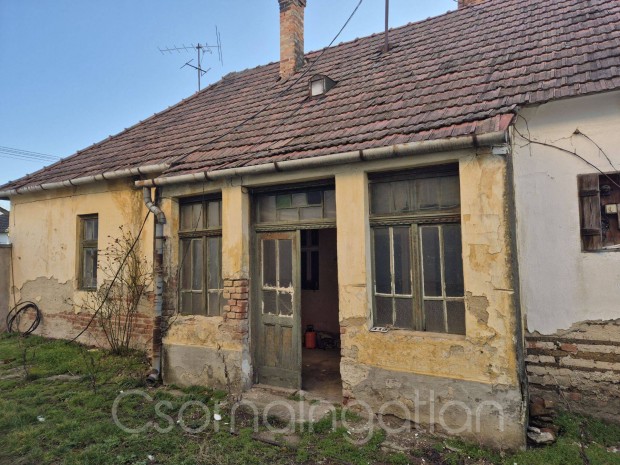 R�batam�si - 2 szob�s tehermentes h�z elad�