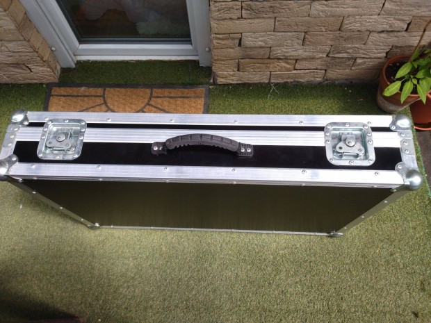 Rack láda(Pioneer Xdj-Xz)