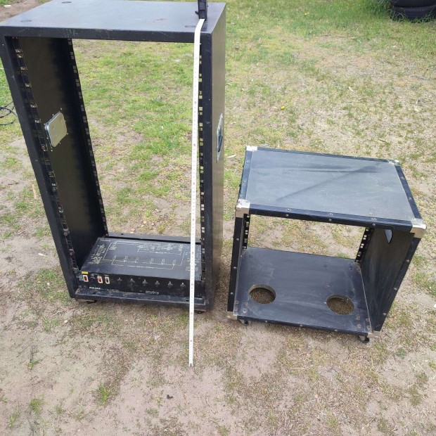 Rack szekrény