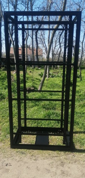 Rack szekrny 