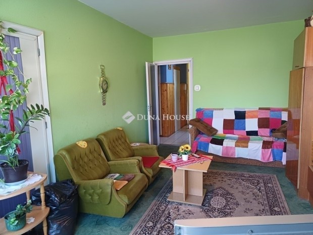 R�ckevei 62 nm-es lak�s elad�