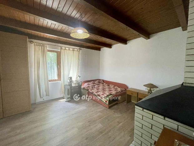 R�ckevei 87 nm-es h�z elad�