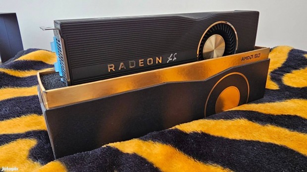 Radeon RX 5700 XT 50th Anniversary 8GB Gddr6 Videokrtya