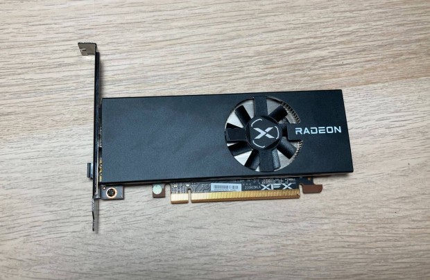 Radeon RX 6400 4GB videokrtya