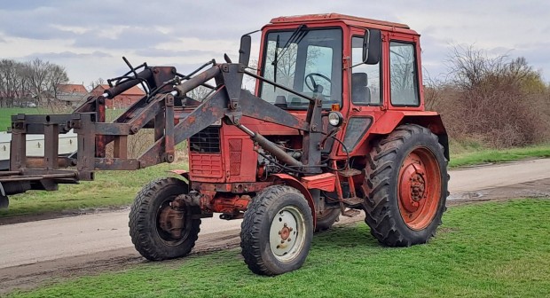Rakods Mtz-82 elad.