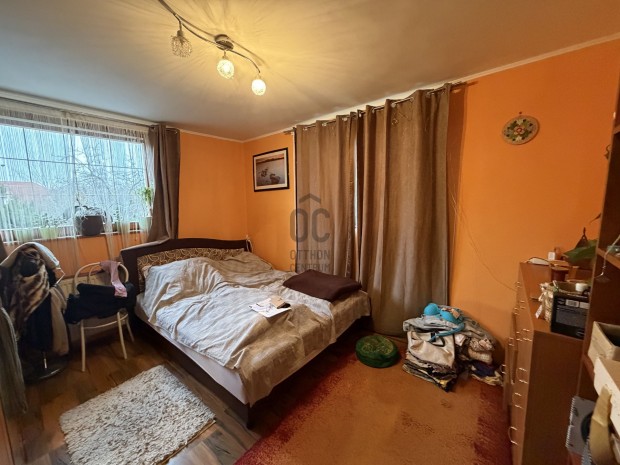 R�koscsaba-�jtelepen: 5 szob�s lak�s v�rja �nt!