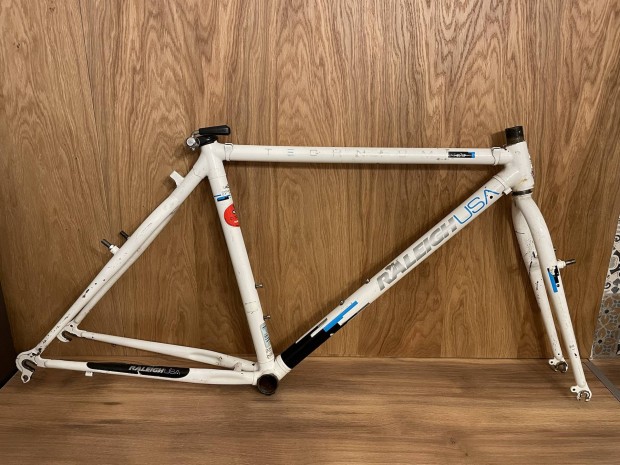 Raleigh Technium Heat vz+villa