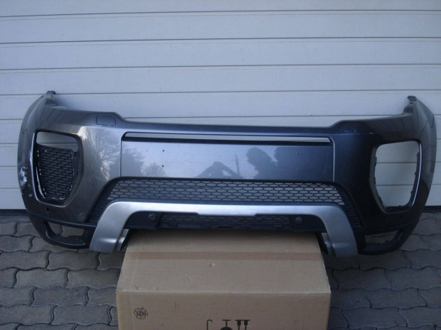 Range Rover Evoque radaros mosós első lökhárító GJ32-17F003-C 2015-től