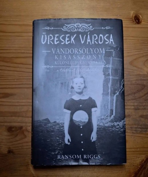 Ransom Riggs: Vndorslyom kisasszony klnleges gyermekei 1-2 