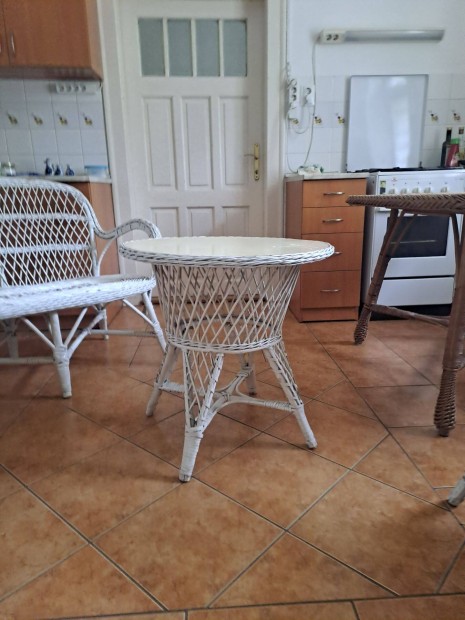 Rattan, fonott garnitúra