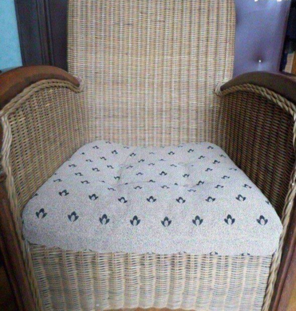 Rattan fotel kzzel font karosszk thonet stlus