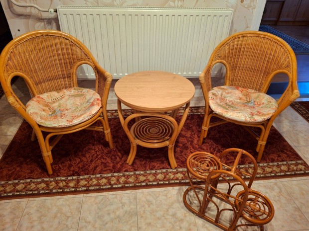 Rattan garnitra