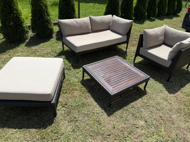 Rattan kerti bútor