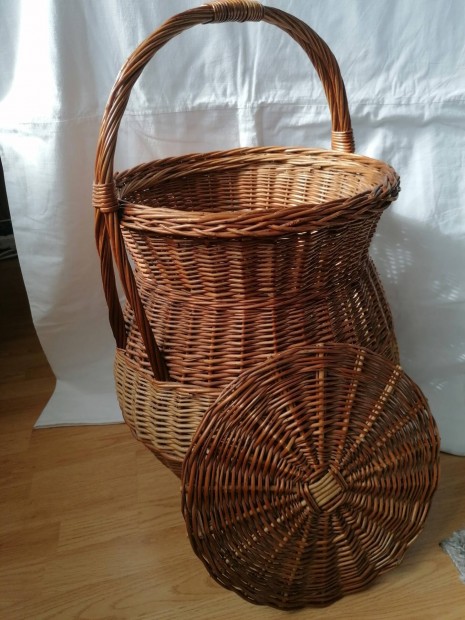 Rattan kosar, tetvel