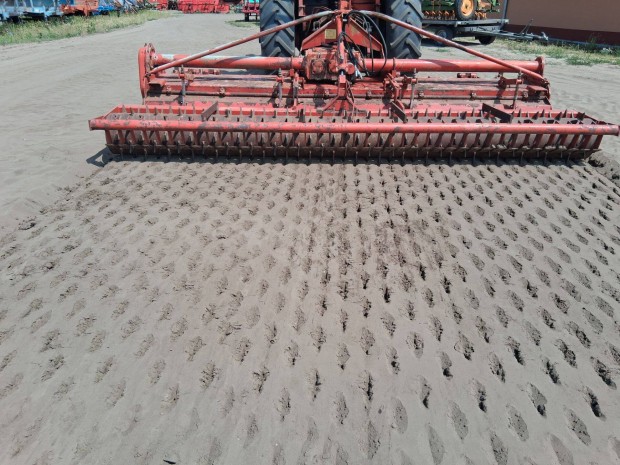Rau RDA 40 típusú 4 méteres rototiller talajmaró tarajos hengerrel