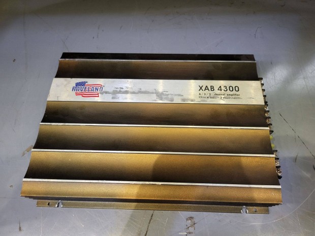 Raveland Xab 4300 erősítő (1200W)
