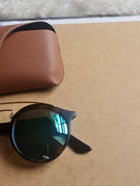 Ray Ban RB 4256 6092 napszemveg j gyri tokjban 49-es lencse mret